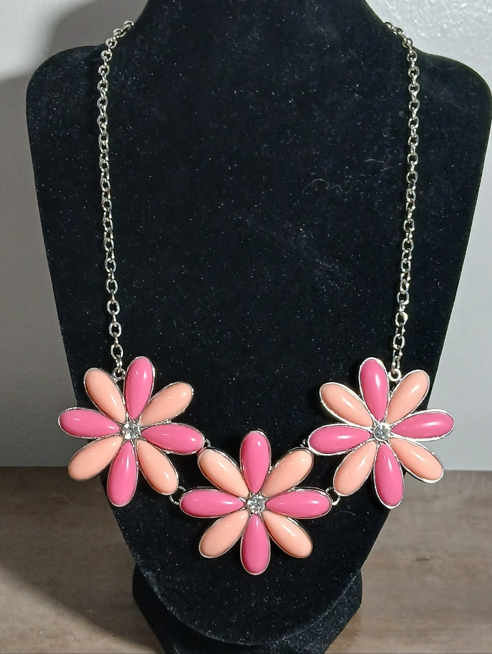 Paparazzi Bodacious Bouquet Statement Necklace Pink Peach Enamel